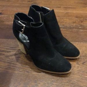Black Michael Kors heeled boots